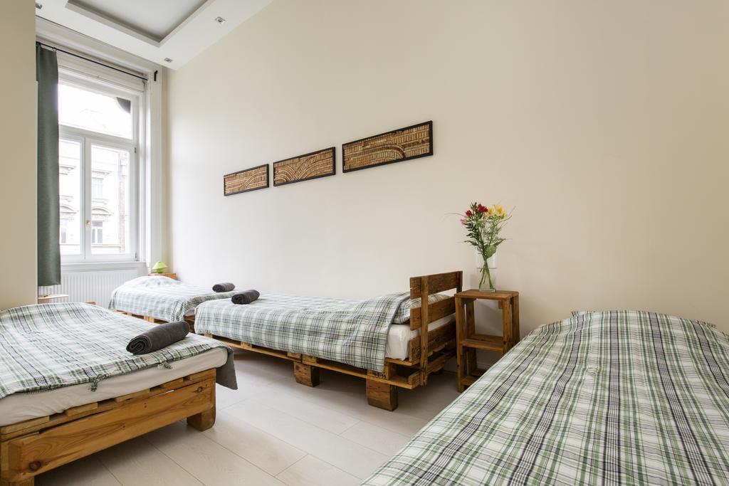 Jozsef63 Apartment Budapest Luaran gambar