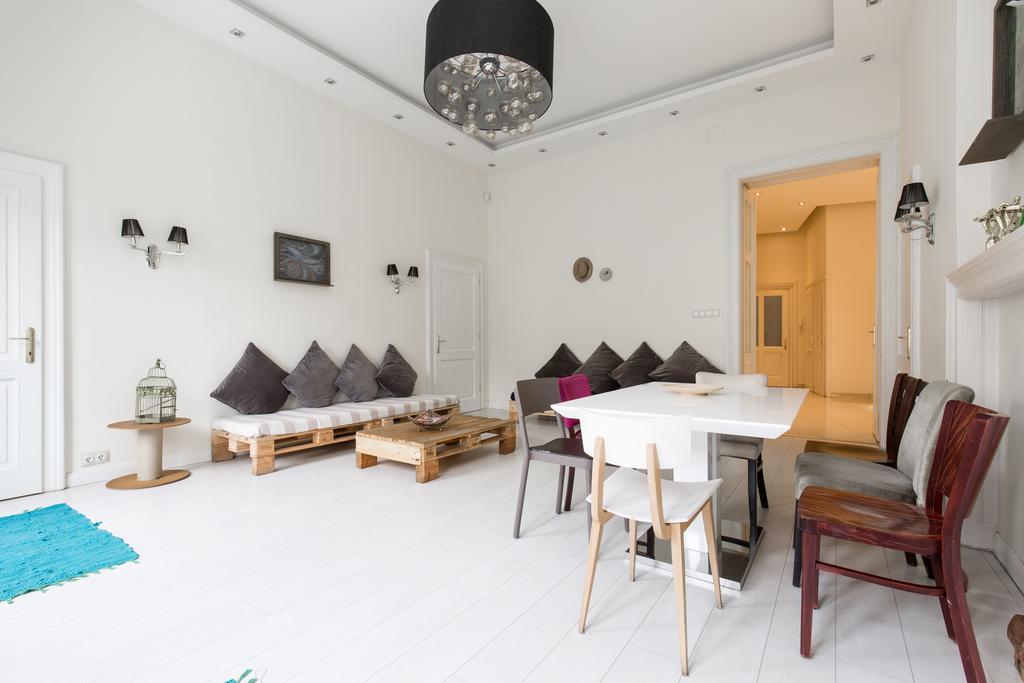 Jozsef63 Apartment Budapest Luaran gambar