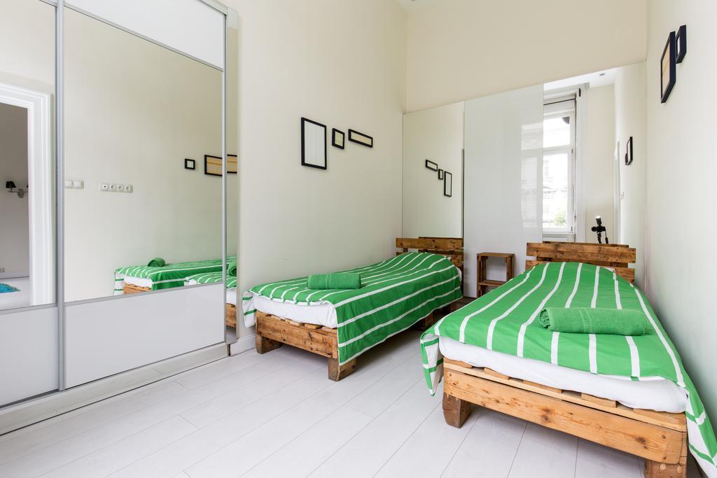 Jozsef63 Apartment Budapest Luaran gambar